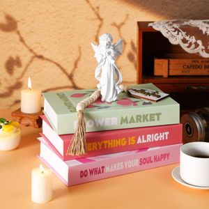 Objetos decorativos Estatuetas Estilo Doce Livros Falsos Decoração Simulação de Moda Decorações de Livros para Casa de Estudo Colorido Sala de Estar Enfeites Suaves 230721