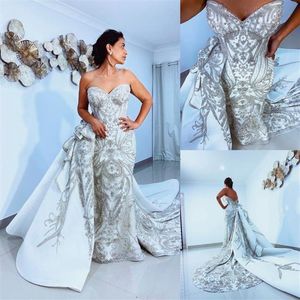 Luxury Fluffy Wedding Dress 2022 White Vestidos De Novia Crystal Beads Sweetheart Neck Bridal Mermaid Dresses Custom Made290H