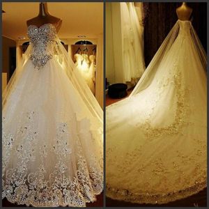 Luxury Crystal 2019 A-Line Wedding Dresses Lace Cathedral Lace-up Back Bridal Gowns Sweetheart Appliques Beaded Garden Sets F251b