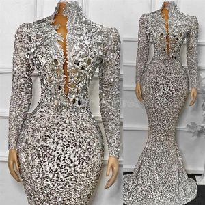 2022 Afrikanska paljetter Aftonklänningar Långa ärmar Mermaid Women Formal Party Dress Sparkly Beaded High Neck Prom Clowns2114