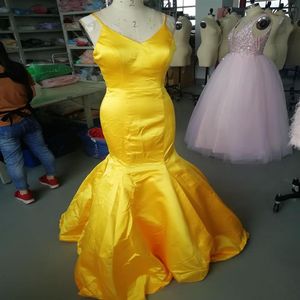 2021 Mermaid Long Prom Sleeveless Spaghetti Straps Zipper Satin Dress Homecoming Formal Party with Custom Made261F