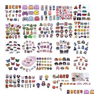 靴部品のアクセサリー1000STYLES INSTOCK CARTOON CLOG CHARMS PVC HOLE GARDEN FLOWER FASHION SHOSE DIY D DH32O