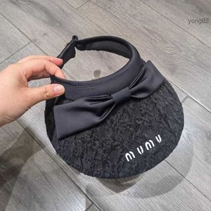 2023 New Thin Hat Women's Miu Letter Adjustable Hollow Top Hat Designer Beanie cap baseball cap UV resistant