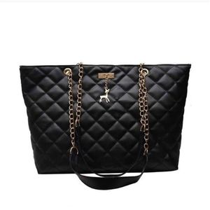 Soft PU Leather Crossbody Bags For Women 2020 Chain Fashion Shoulder Messenger Bag Lady Small Handbags PU Leather Black Bag220p
