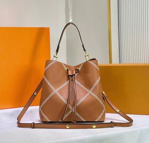 Classic leather pressed Luxury Designer women's Bag neoneo Bucket Bag Single Shoulder Crossbody Bag Women's Handbag Style Gold Chain tote Bag Messenger 45256 45306