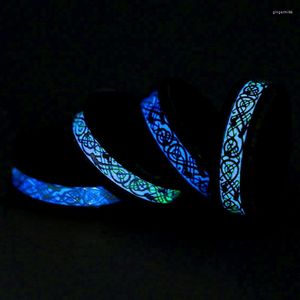 Anéis de casamento na moda cor azul brilhante dragão preto luminoso homens mulheres anel fluorescente de aço inoxidável Aneis charme jóias atacado
