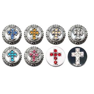 Cały Crystal Cross 042 Rhinestones Metal Snap Buttons Dopasuj 12 mm Snap Button Branselets Kolczyki Naszyjnik dla kobiet273p