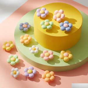 靴部品のアクセサリー6枚の花の靴の装飾品の花の閉鎖されたチャームカワイイ装飾ペンダント