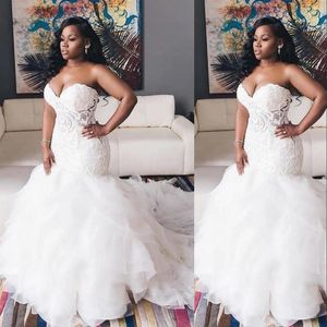 2021 Vintage Sexy African Mermaid Wedding Dresses Sweetheart Illusion Lace Appliques Crystal Beaded Ruffles Tiered Organza Formal 228t