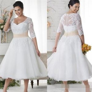 Plus Size Wedding Dresses Short Half Sleeves Wedding Gowns White Lace Covered Button Beach Dress Tea Length A Line237f