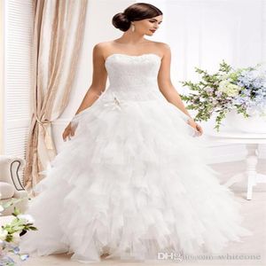 Elegant Sweetheart Ball Gown Wedding Dresses Two style Tulle Plus Size Tier Train Country Garden Bridal Wedding Gowns301U