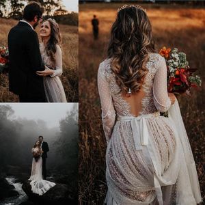 2020 bohemijskie suknie ślubne z długim rękawem seksowna v szyja koronkowa zamiatanie pociągu boho wiejskie suknie ślubne