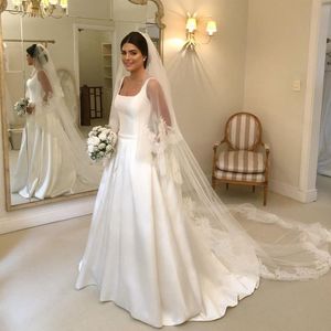 Stylish A Line Backless Wedding Dresses Square Neck Sleeveless Bridal Gowns With Pockets Sweep Train Satin robe de mariee248k