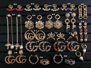 Kändis kvinnlig designer örhängen guld charm öron studs för kvinna diamant örhänge mässingsmycken smycken leverans jul födelsedagsfest gåva cge3