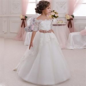 Nowa sukienka Flower Girl na ślub białe aplikacje z kości słoniowej Suknia balowa krótkie rękawy O-Neck First Komunion Suknie Vestidos Longo286g