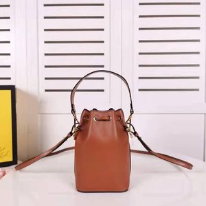 Genuine Leather pochette Designers bag drawstring mens purse vacation the tote bag Luxury shopping makeup crossbody bags Women handbag shoulder Clutch bucket bags