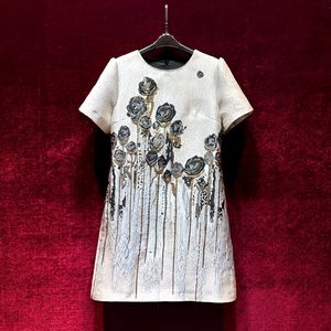 2023 Summer Black Floral Print Jacquard Sukienka z krótkim rękawem okrągła szyjka Długość sukienki A3Q122218