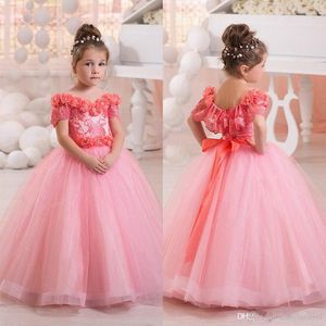 2018 New Pink Off Shoulder Flower Girls Dresses Tulle Beaded Short Sleeves Princess Bow Kids Formal Wear Toddler Girl's Pagea257H