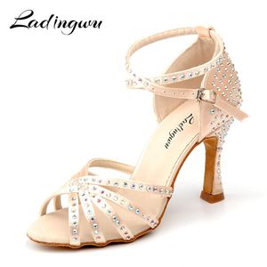 Stövlar ladingwu ny satin latin dansskor kvinnor salsa strass skor dans för kvinna balsal dansskor beige apricot brown