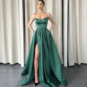 Green Bridesmaid Dresses Wedding Party Guest Gowns A-line Junior Maid of Honor Dress Full Length Side Split302D