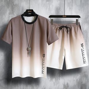 Мужские спортивные костюмы Harajuku Hip Hop Summer Suit 2 Piece Set Set Thin Soft Heathabless Comse Suit мужской коробки и шорты 230721