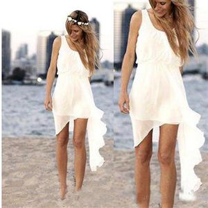 2019 Abiti da sposa economici da spiaggia corti in chiffon avorio Design semplice asimmetrico Abiti da sposa con scollo tondo Gonna casual estiva323q