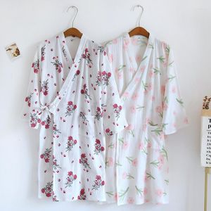 Kvinnors sömnkläder Gaze Cotton Kimono Robe Bathrobe Women Night Sexy Robes Nightgown For Female 2023 Summer Floral Print Dressing Gown