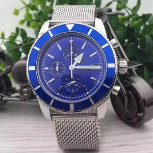 MENS SPORT Titta på Japan VK Quartz Movement Chronograph Grey Stop Watches For Man Analog Wristwatch med kalender Male225T