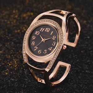 손목 시계 개인화 된 패션 크리에이티브 디자인 시계 여성 고급 손목을위한 우아함의 팔찌 릴로 제스 파라 무지르 220708