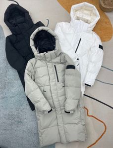 Stil Ünlü Tasarımcı Lüks Kadınlar Uzun Down Down Ceket Ortak Meyveleme Kanada Kuzey Kış Kapşonlu Ceket Ceketleri Açık Hava Erkek Giyim Rüzgar Poparası S-2XL