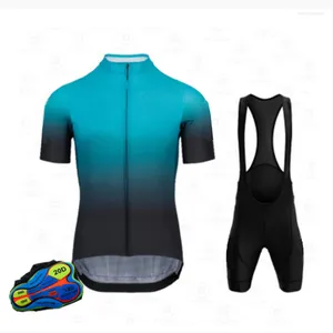 Set da corsa Set di maglie da ciclismo 2023 Abbigliamento da bici da indossare di alta qualità in stile Cina Traspirante all'ingrosso personalizzato