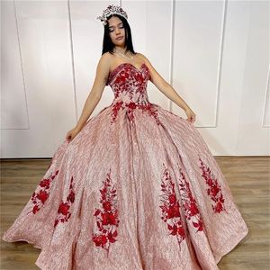 Urocze 2022 Suknia balowa ukochana księżniczka puffy sweet 16 sukienki aplikacje quinceanera sukienki koronkowe w górę 15 -letnia imprezowa sukienki 264U
