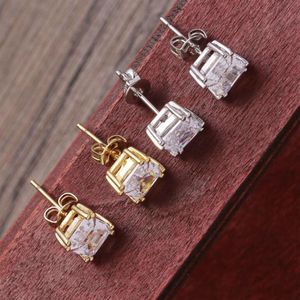 Hiphop 1Pair Micro Full asfalterad Rhinestone Zircon CZ Square Bling Iced Out Stud Earring Copper örhängen för män smycken279o