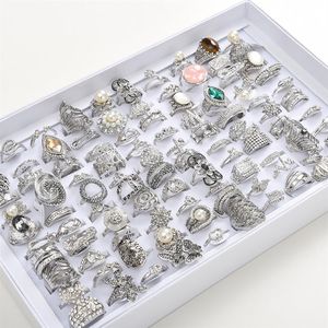 Fashion 50pcs Lot Women's Exquisite Rhinestone Jewelry Party Gift Wedding Engagement Rings Mix Style Golden Silver3597