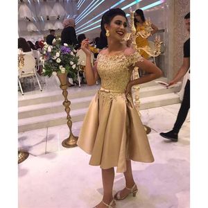 Korta muslimska aftonklänningar Dubai Prom -klänningar 2020 Formell Gala Dress Gold Satin Party Gowns2824