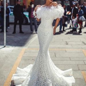 White Feather Mermaid Long Evening Dresses 2020 Bateau Neck Vintage Lace Fishtail Formal Party Prom Dresses Custom Made3255