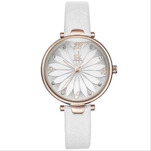 Gli studenti Shengke Brand Casual Simple Fan Quartz Watch Life Waterproof Diamond Marker 30MM Diametro Orologi da donna 8047242e