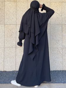 Conjunto de roupas étnicas lisas longas Khimar e Abaya Jilbab 2 peças roupa de oração muçulmana Islam Jilbabs para mulheres Vestido hijab Ramadan Eid Niqab Burka 230721