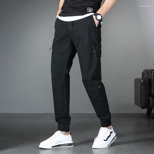 Pantaloni da uomo Tuta multitasche Primavera Pantaloni della tuta di alta qualità Cotone Confortevole Alla moda Abbigliamento bello Slim Fit Cargo