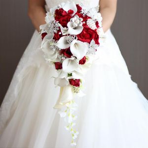 Kaskadande brudbuketter bröllopsblommor med konstgjorda pärlor och strass vita calla liljor Red Rose de Mariage dekoration 2254