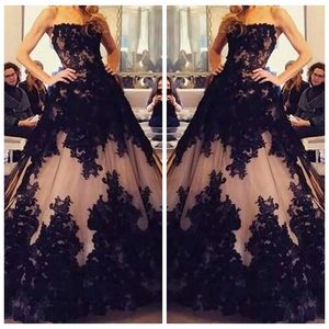 2019 bez ramiączki czarne koronkowe aplikacje A-line sukienki balowe skromne koronki w górę długie vestidos de soiree spersonalizowane wieczorne imprezowe sukienki 301W
