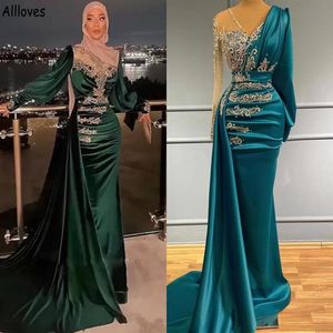 Kaftan Dubai Arabic Hijab Muslim Prom Dresses Dark Green Satin Ruched Rhinestones Pearls Beaded Formal Occasion Evening Gowns With280W