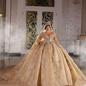 2021 Shinny Ball Gown Wedding Dresse Champagne Off spalla di lusso in rilievo di cristallo Arabia Saudita Dubai Abito da sposa Plus Size302n