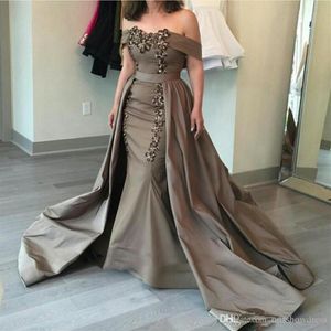 Elegant Mermaid Mother of the Bride Dresses with Detachable Train Satin Off Sholder Beaded Crystals mother of the groom dress250D