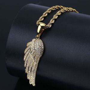 Hip Hop Rapper Men Shiny Diamond Pendant Gold Necklace Iced Out Rhinestone Feather Pendant Micro-Insety Full Zircon Jewelry Night Club Rope Chain Twist Chain 1513