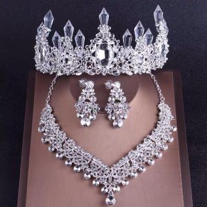 Crown Necklace Earring Set Wedding Bridal Headpieces White Crystal Pillar Rhinestones Woman Fashion Accessories Matching Party Pro271i