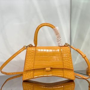 Designer Borse da donna Crocodile lucido in rilievo in borsa a forma di forma curvilinea nera con cinturino in pelle trasparente regolabile e rimovibile