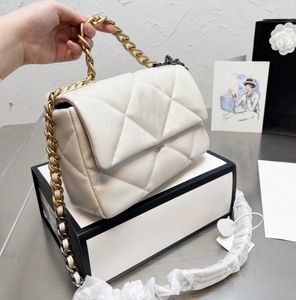 Diamond Lattice Bag V-form Rhombic Bags Messenger Luxurys Designers Kvalitet Kvinnor Stickning Kedjor Tråd Handväskor Moder Cossbody Wallet