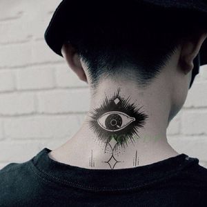 Vattentät tillfällig tatuering klistermärke Eye Fake Tatto Flash Tatoo Hand Foot Shoulder Back Neck Tatouage For Girl Men Women Femme