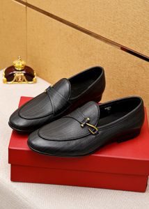 2023 Mens Formal Wedding Office Business Dress Shoes Genuine Leather Brand Slip On Oxfords Uomo Scarpe casual Taglia 38-45